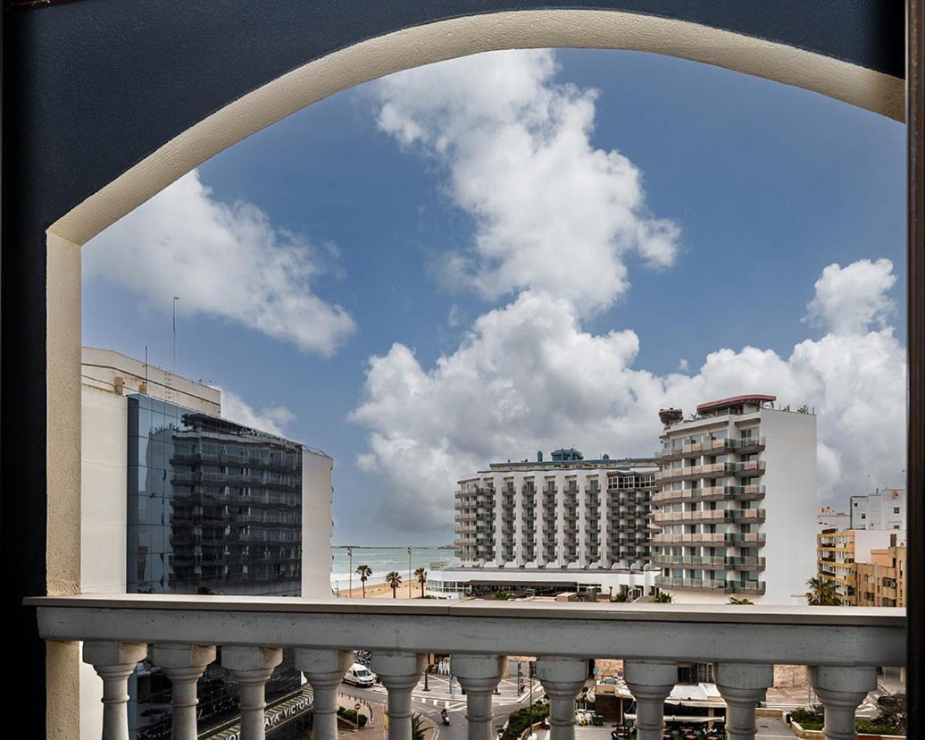 Hotel Spa Cádiz Plaza Kültér fotó